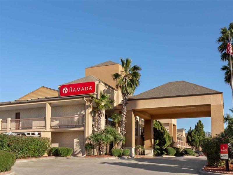 Ramada By Wyndham San Antonio Near Seaworld - Lackland Afb Extérieur photo
