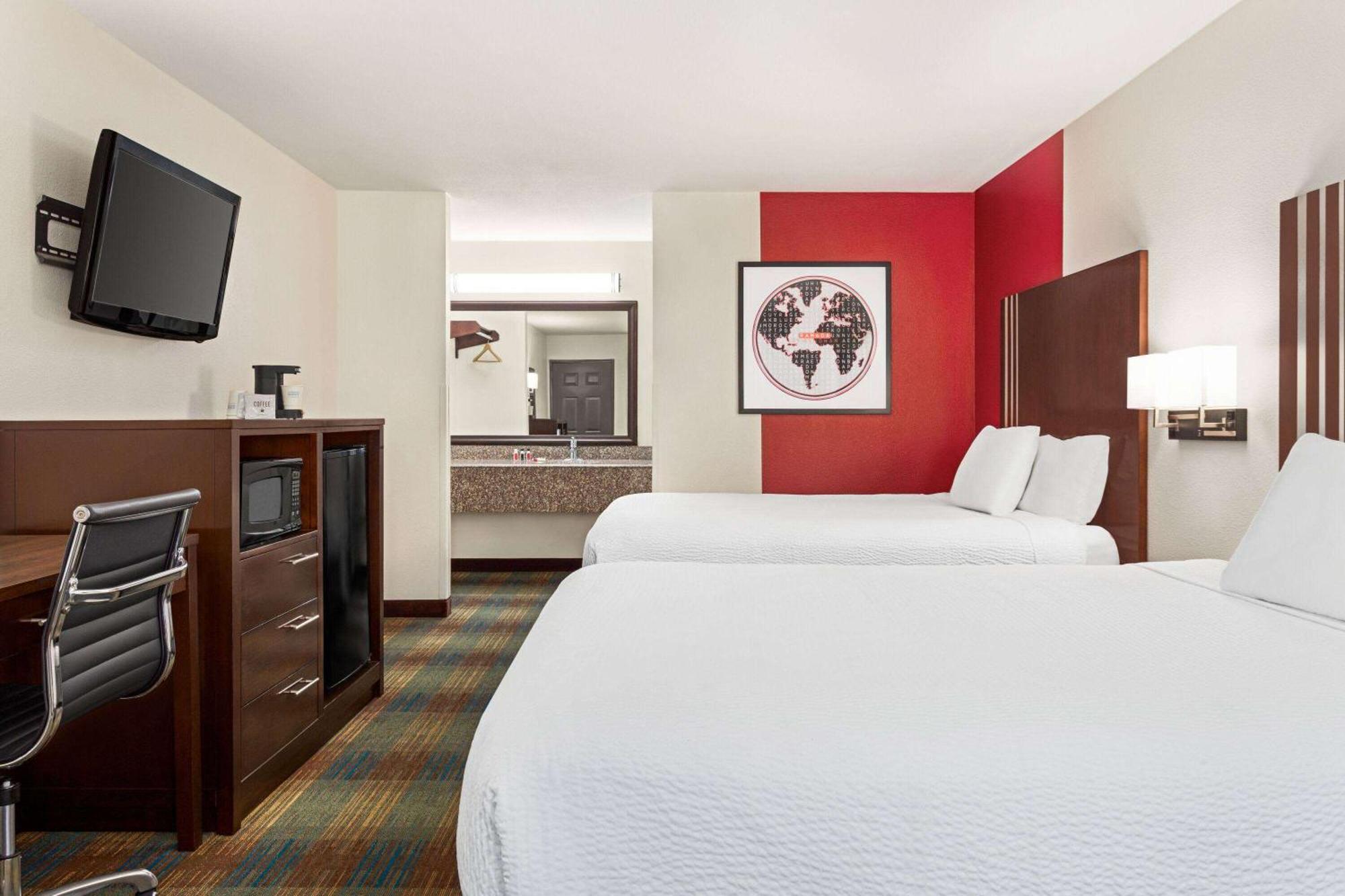 Ramada By Wyndham San Antonio Near Seaworld - Lackland Afb Extérieur photo